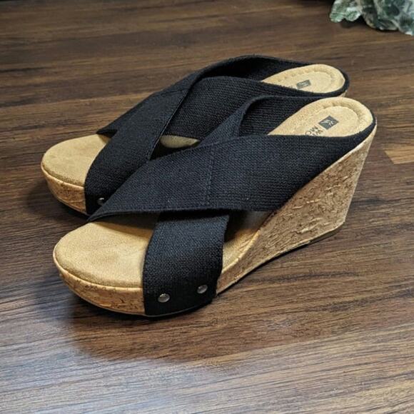 White Mountain Banner Black Cork Wedges Stretchy Upper - 3.5 inch Heel Size 7.5M - Picture 1 of 11